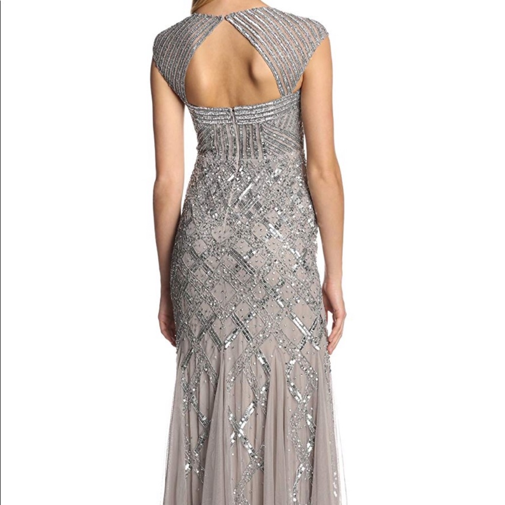 White beaded wedding dress - Picture 2 of 8